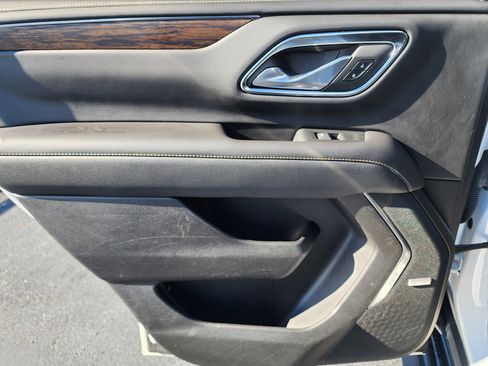 Used 2023 Chevrolet Tahoe Premier image 16