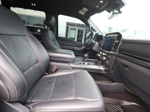 Used 2022 Ford F150 XLT w/ Equipment Group 302A High AWD/4WD image 14