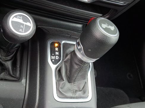 Used 2021 Jeep Wrangler Unlimited Sport AWD/4WD image 26