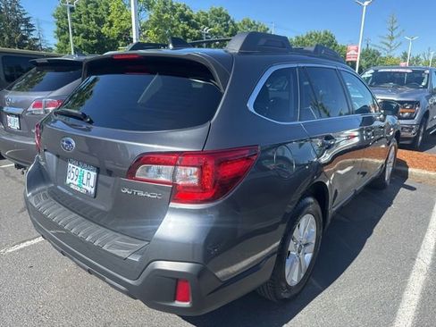 Used 2019 Subaru Outback 2.5i Premium AWD/4WD image 7
