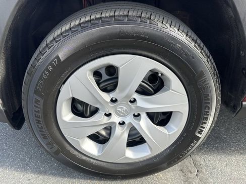 Used 2024 Toyota RAV4 LE image 6