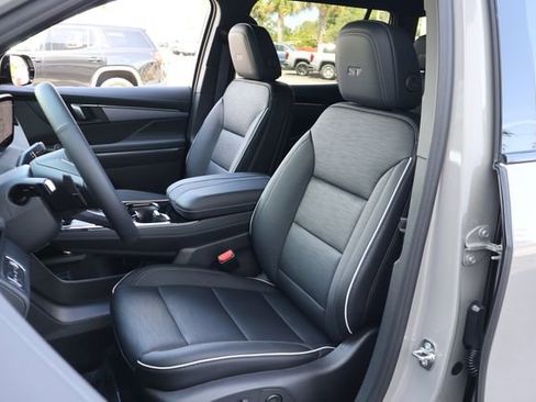 New 2026 Buick Enclave Sport Touring w/ Power Package FWD image 13