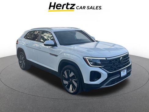 Used 2025 Volkswagen Atlas Cross Sport SE image 1