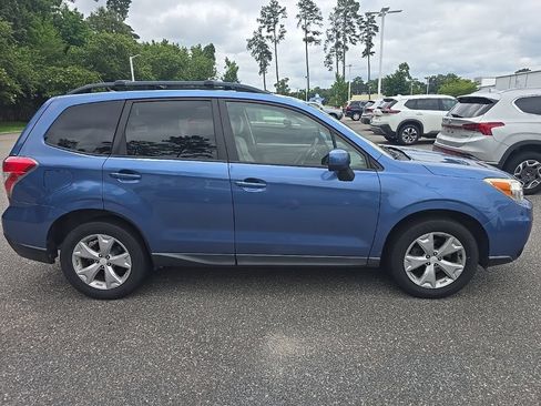 Used 2015 Subaru Forester 2.5i Premium w/ All-Weather Package AWD/4WD image 4