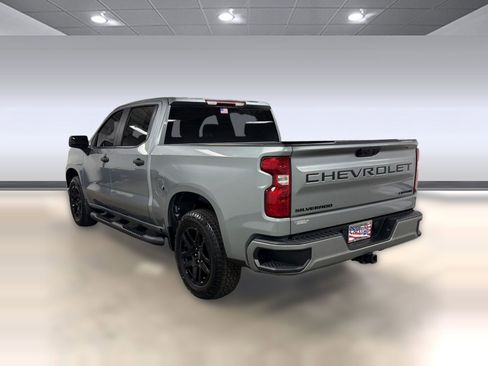 Used 2025 Chevrolet Silverado 1500 Custom w/ Turbomax Blackout Package RWD image 2