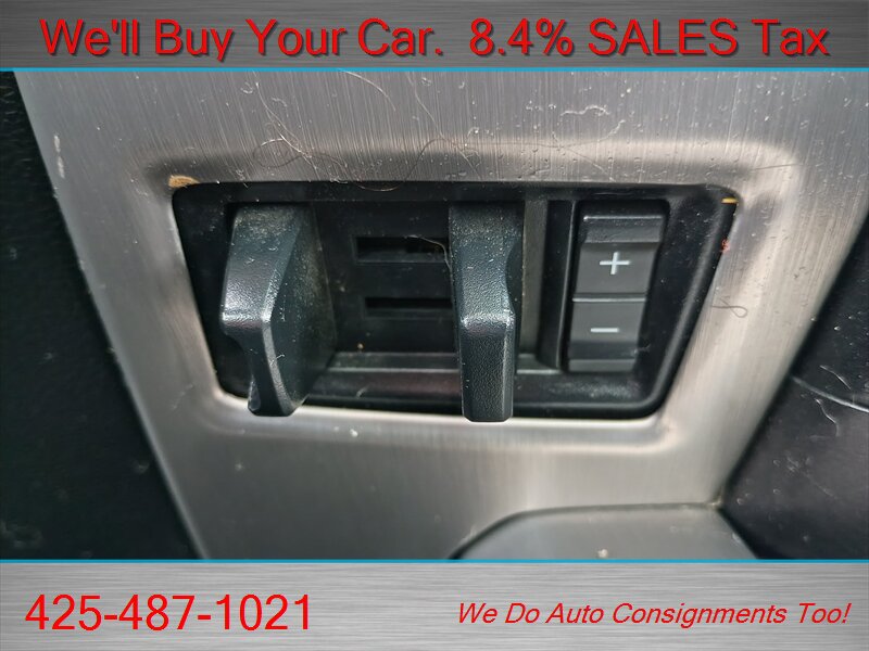 Used 2015 Ford F150 Platinum w/ Equipment Group 701A Luxury AWD/4WD image 45