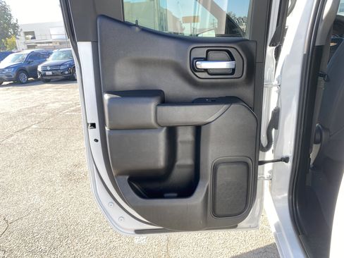 Used 2020 Chevrolet Silverado 1500 LT w/ LT Value Package image 19