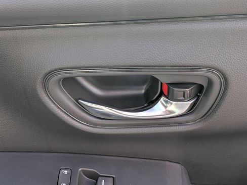 New 2026 Honda HR-V LX image 31