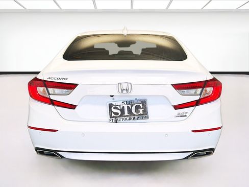 Used 2022 Honda Accord Touring image 5