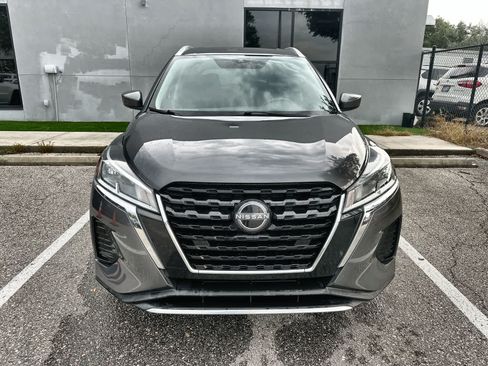Used 2022 Nissan Kicks SV FWD image 12