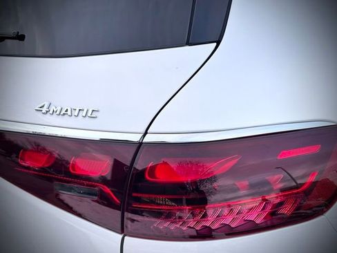 Certified 2025 Mercedes-Benz GLS 450 4MATIC image 13