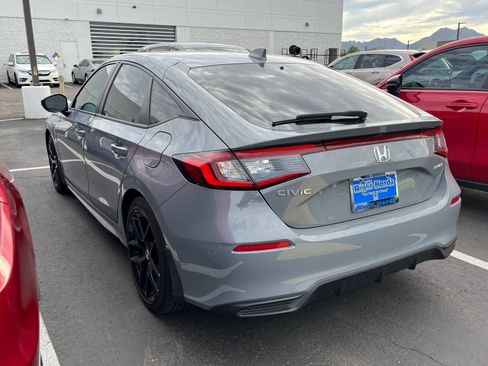 Used 2025 Honda Civic Sport image 3