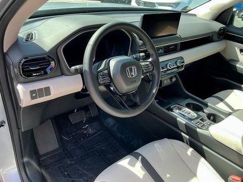 New 2026 Honda Pilot EX-L image 16
