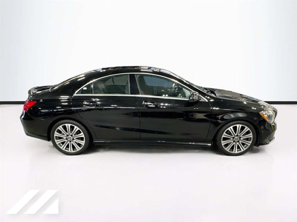 Used 2018 Mercedes-Benz CLA 250 4MATIC image 4