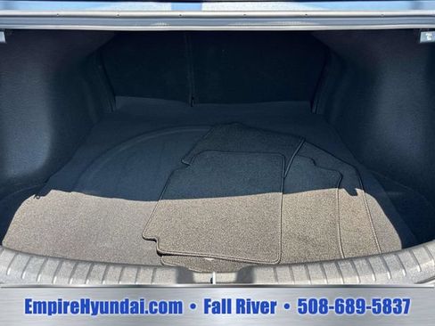 Used 2024 Kia Forte LXS FWD image 11