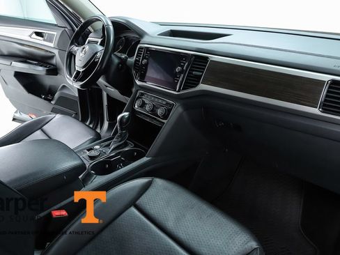 Used 2018 Volkswagen Atlas SEL AWD/4WD image 33