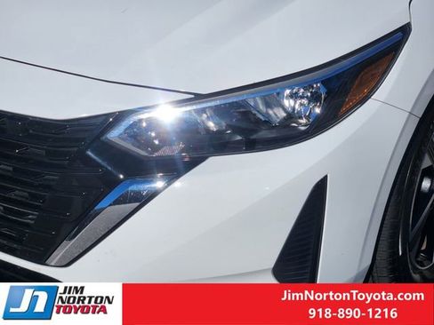 Used 2024 Nissan Sentra SV image 10