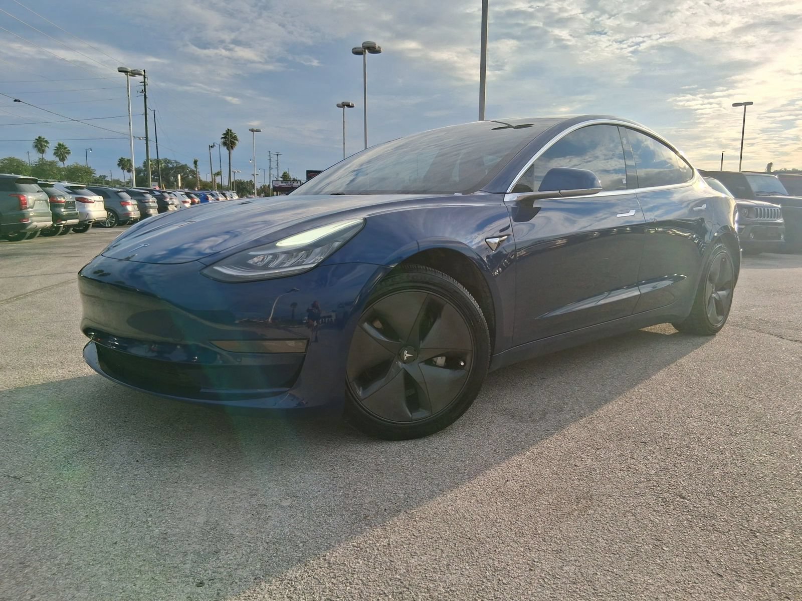 Used 2019 Tesla Model 3 Standard Range Plus RWD image 3