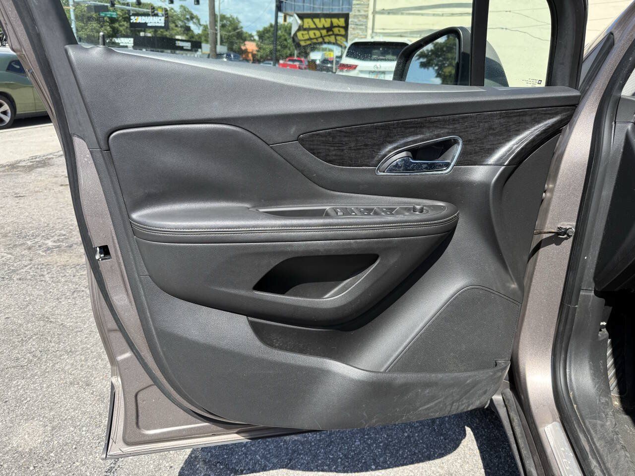 Used 2014 Buick Encore Convenience AWD/4WD image 11