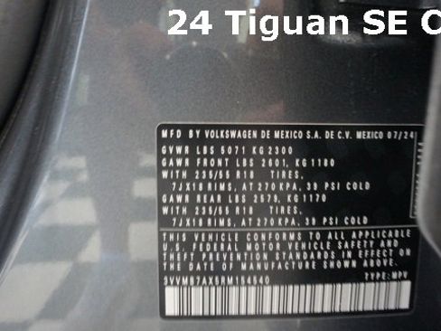 Used 2024 Volkswagen Tiguan SE w/ Panoramic Sunroof Package image 80