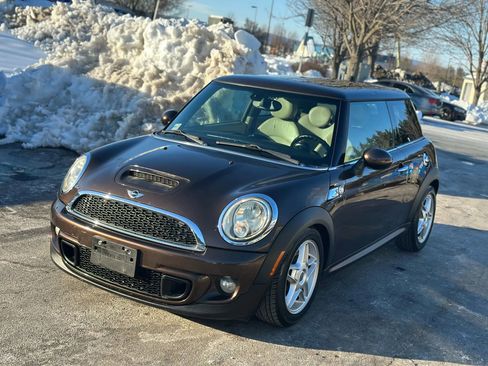 Used 2011 MINI Cooper S image 1