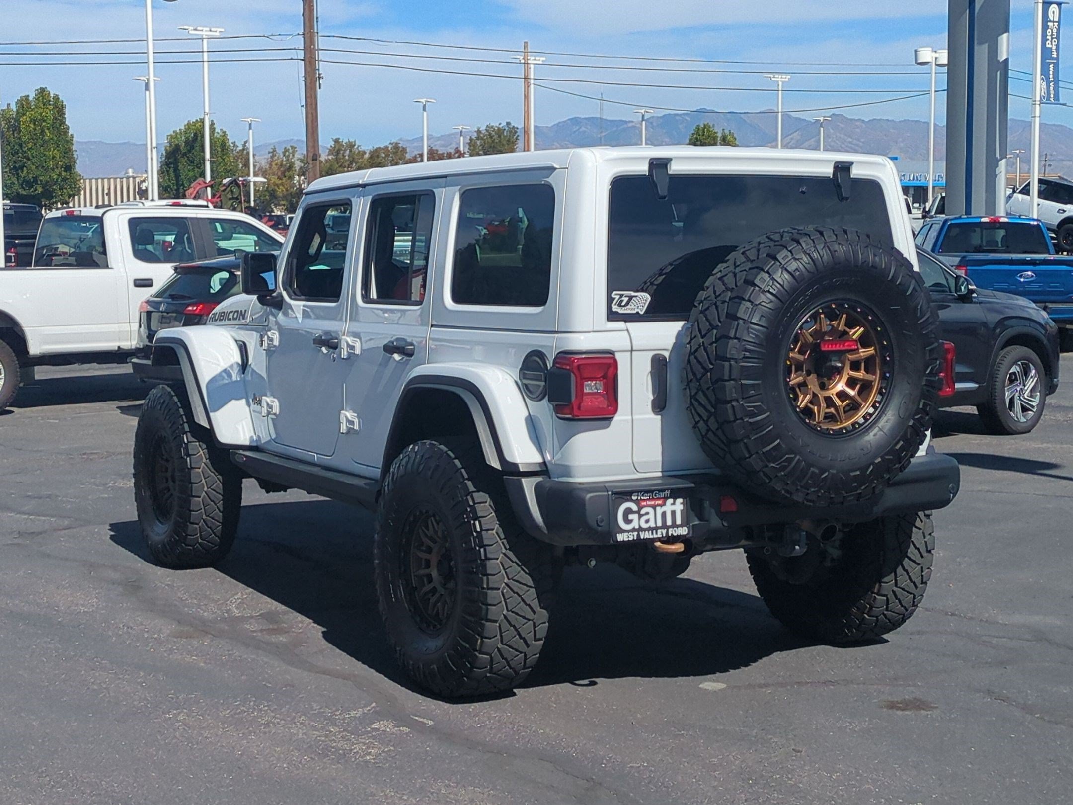 Used 2024 Jeep Wrangler Unlimited Rubicon 392 AWD/4WD image 9