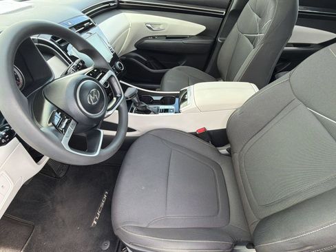 Used 2022 Hyundai Tucson SE w/ Cargo Package FWD image 28