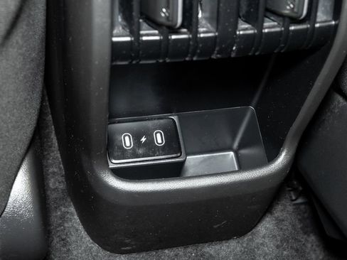 Used 2025 Hyundai Kona SEL FWD image 24