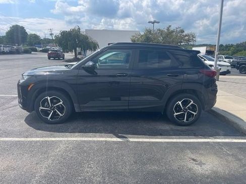 Certified 2023 Chevrolet TrailBlazer RS AWD/4WD image 9