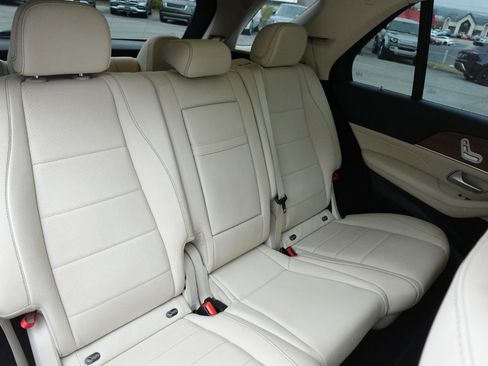 Used 2022 Mercedes-Benz GLE 350 4MATIC w/ 3rd Row Seat Package image 11
