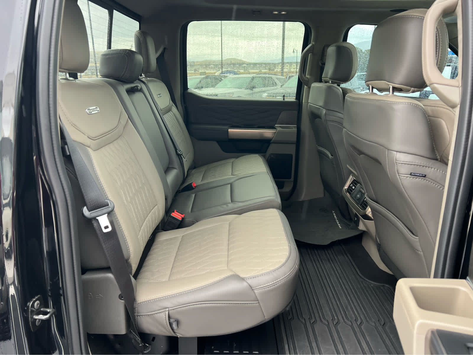 Used 2026 Ford F350 Platinum w/ Platinum Plus Package AWD/4WD image 18