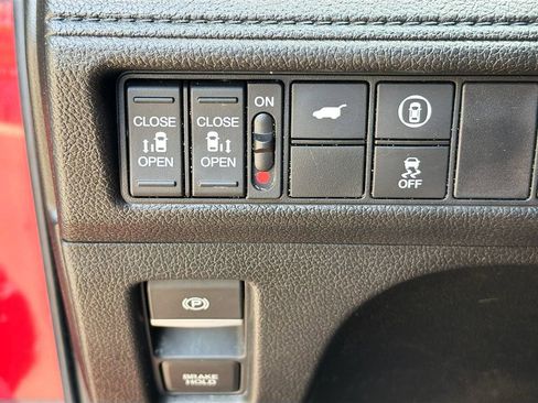 Used 2023 Honda Odyssey Sport image 28