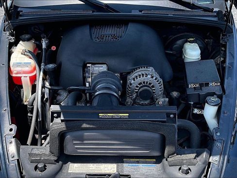 Used 2006 Chevrolet SSR w/ Preferred Equipment Group RWD image 27