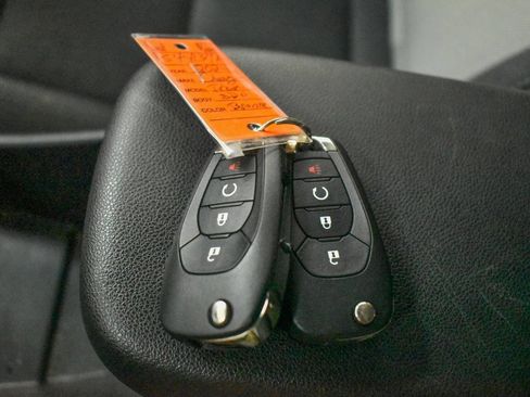 Used 2024 Chevrolet Trax LS w/ LS Convenience Package image 27