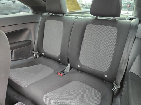 Used 2018 Volkswagen Beetle 2.0T S image 22