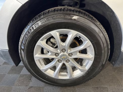 Used 2019 Chevrolet Equinox LT AWD/4WD image 23