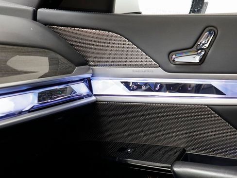 Certified 2023 BMW 760i xDrive AWD/4WD image 13