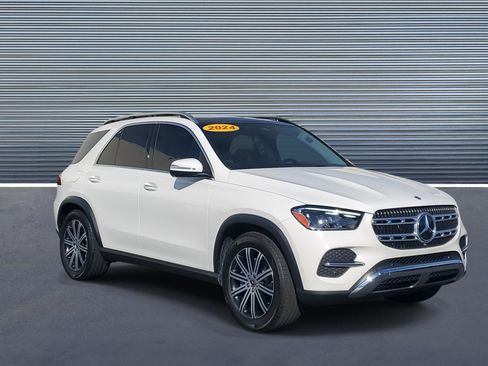 Used 2024 Mercedes-Benz GLE 450 4MATIC image 2