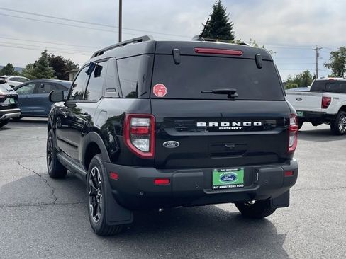 New 2025 Ford Bronco Sport Outer Banks image 3
