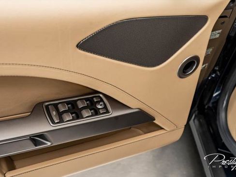 Used 2016 Aston Martin Rapide S image 27