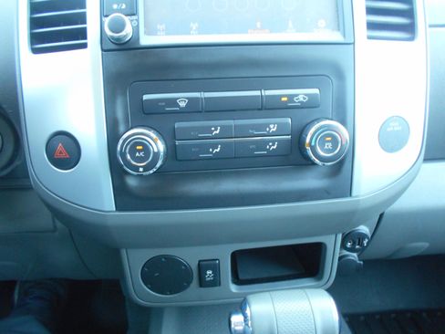 Used 2019 Nissan Frontier S RWD image 14