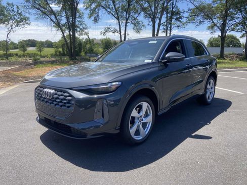 New 2025 Audi Q5 Premium Plus image 3