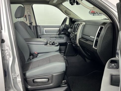 Used 2019 RAM 1500 Big Horn w/ Rambox Value Package image 35
