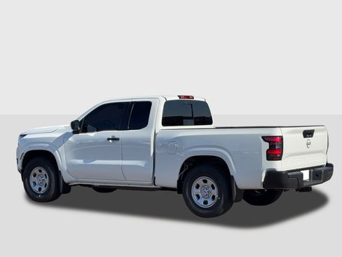 New 2026 Nissan Frontier S w/ Tow Package image 3