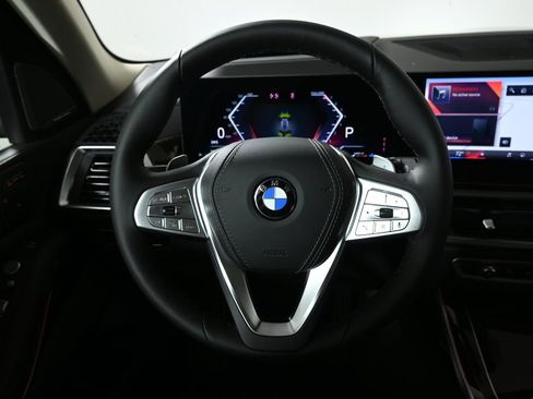 New 2026 BMW X7 xDrive40i AWD/4WD image 18