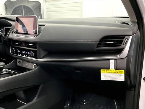 New 2025 Nissan Rogue SV image 63