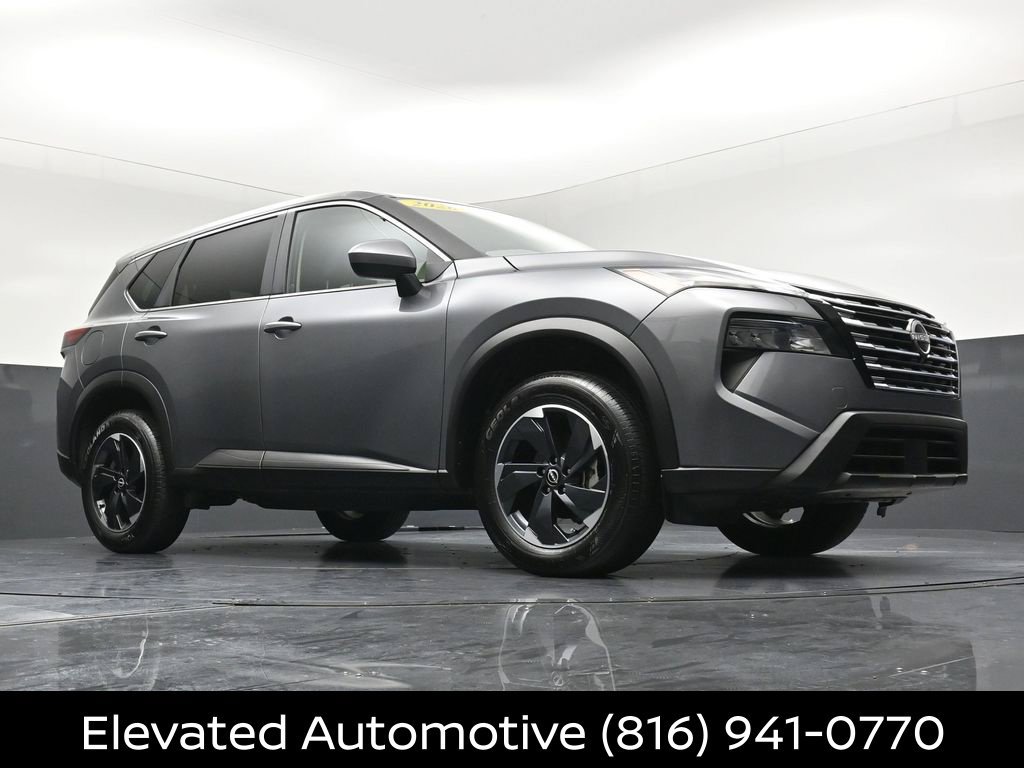 Certified 2026 Nissan Rogue SV AWD/4WD image 27