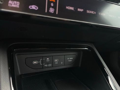 Used 2025 Kia K5 GT FWD image 18