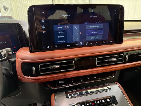 Used 2025 Lincoln Aviator Reserve w/ Illumination Package image 20