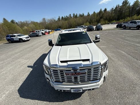 New 2025 GMC Sierra 3500 Denali image 57